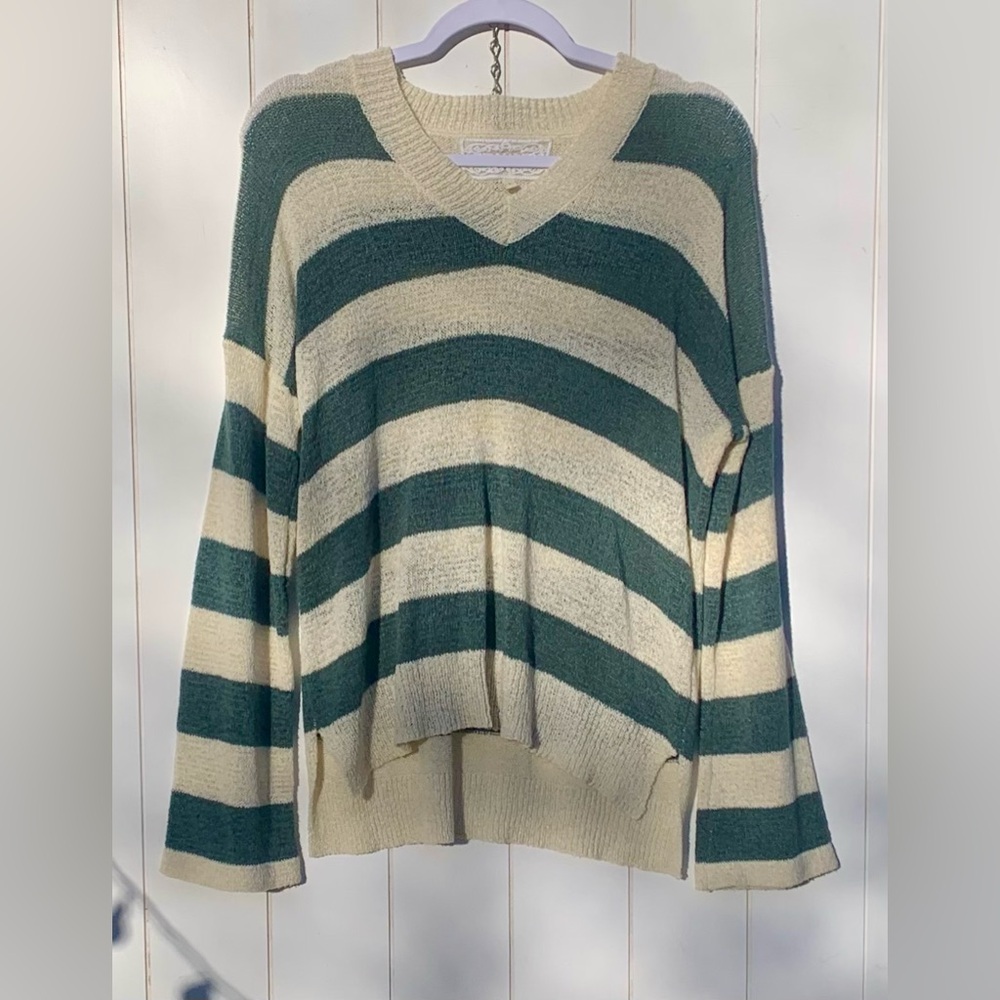 Women’s Pink Martini Sweater Sz Large